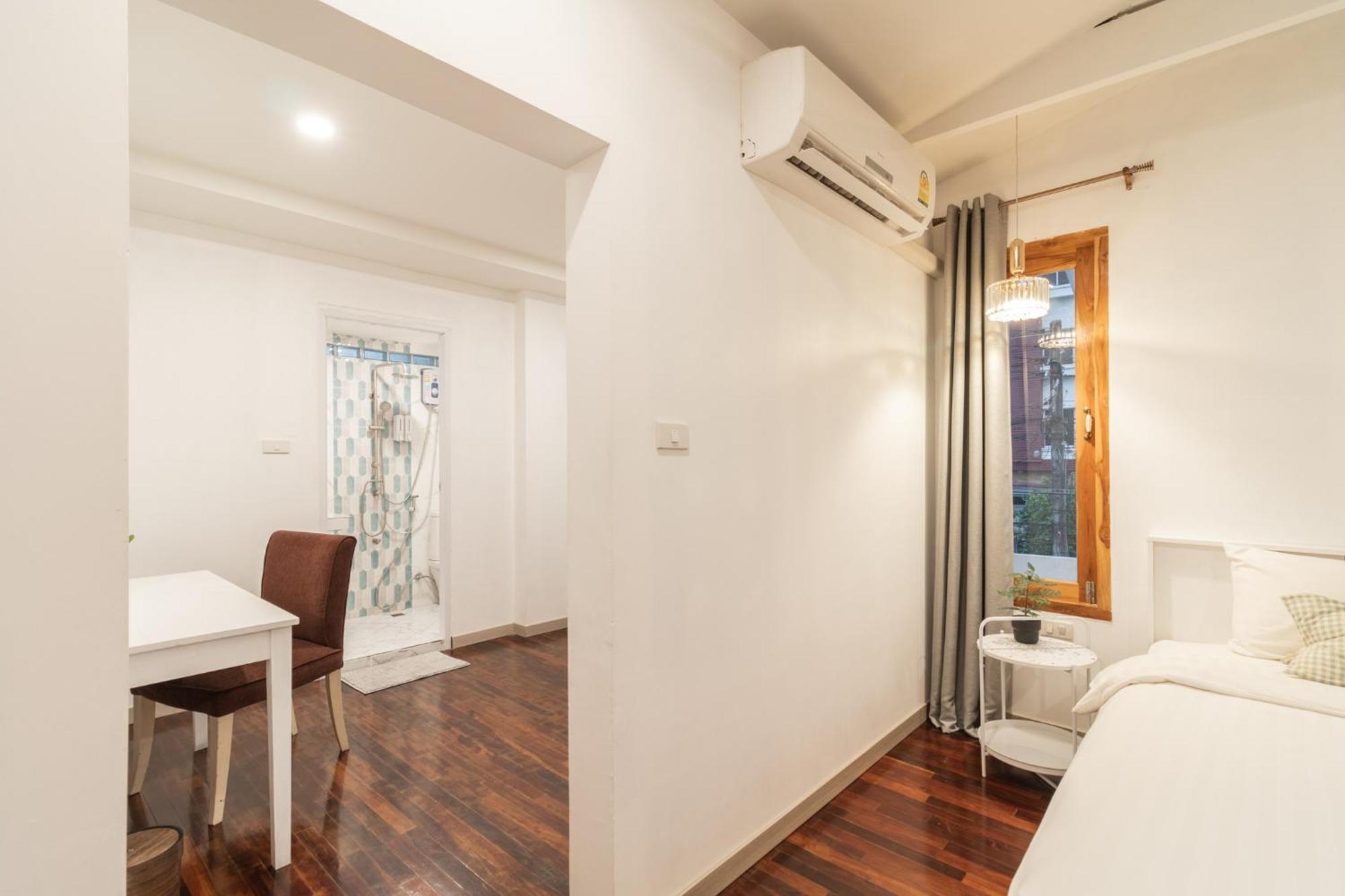 Sherva101 Home And Hostel شيانغ ماي الغرفة الصورة